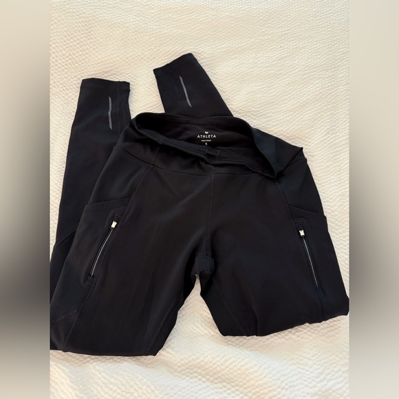 Black Athleta Leggings w/Zipper Pockets | Women’s Small | EUC - Picture 3 of 5